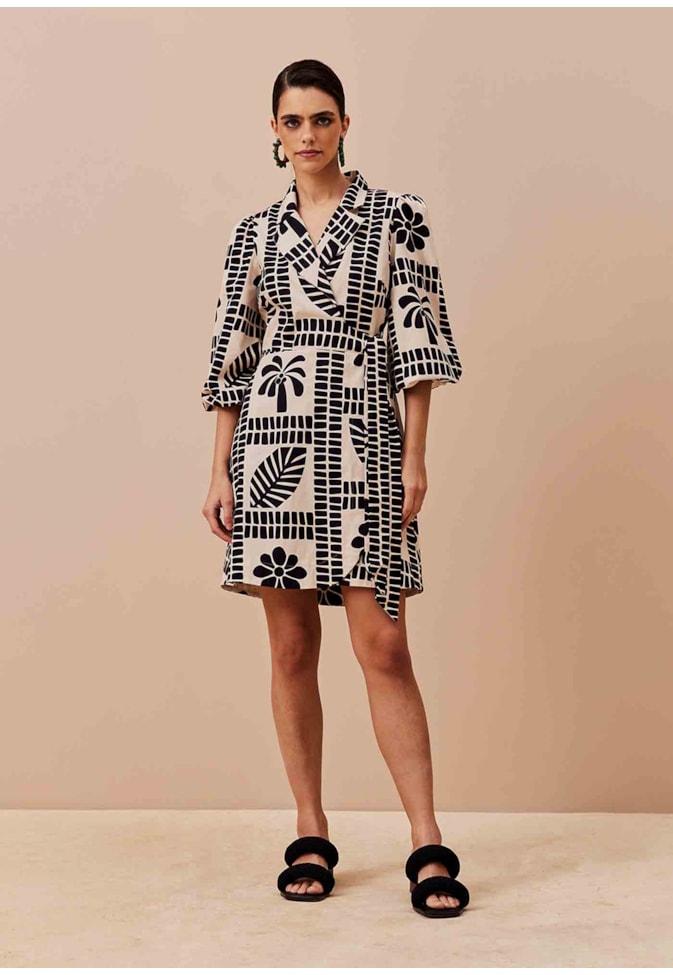 Vestido Curto Cachecouer Gola Alfaiataria Estampado Pucara