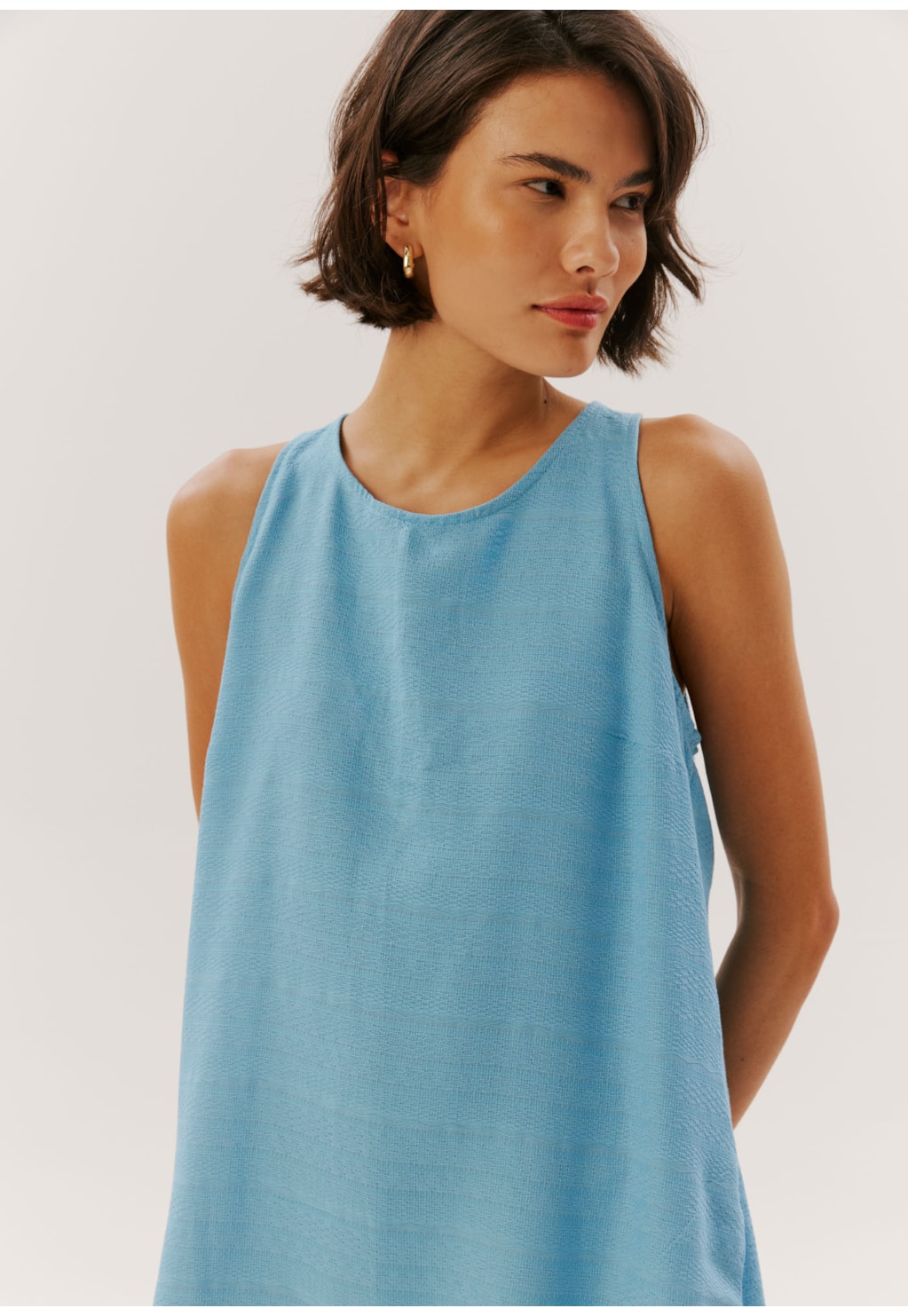 Vestido Curto Com Faixa Longa Liso