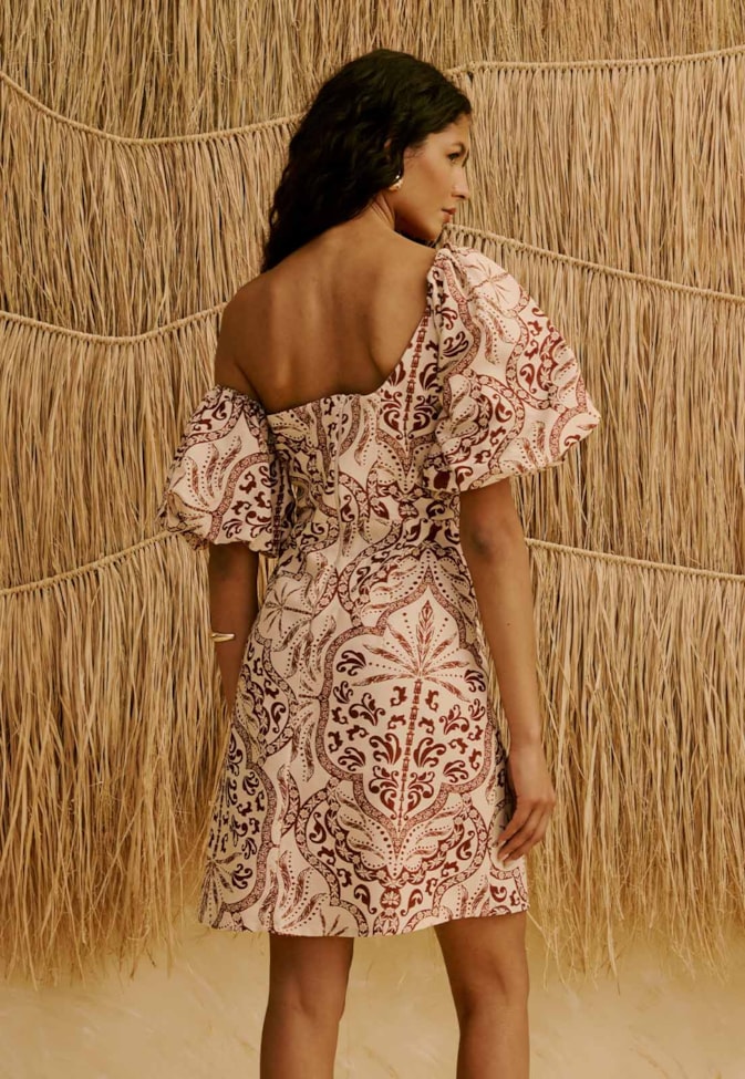 Vestido Curto com Manga Balone Estampado Palmas Del Sol