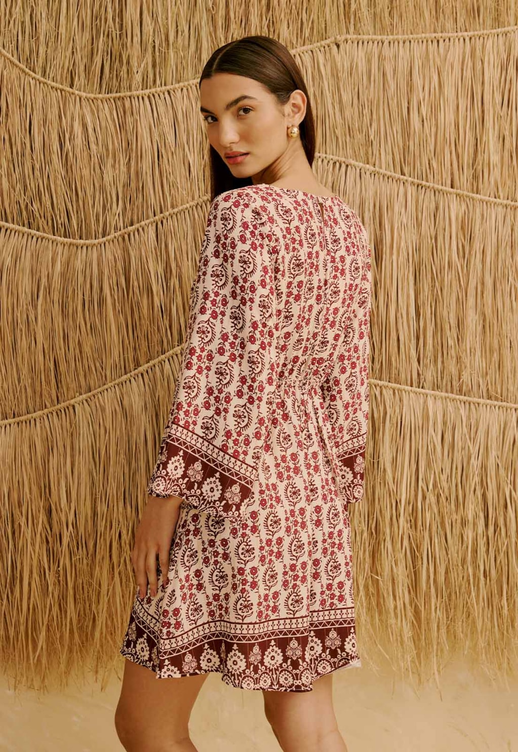 Vestido Curto com Manga Longa Estampado Pasco