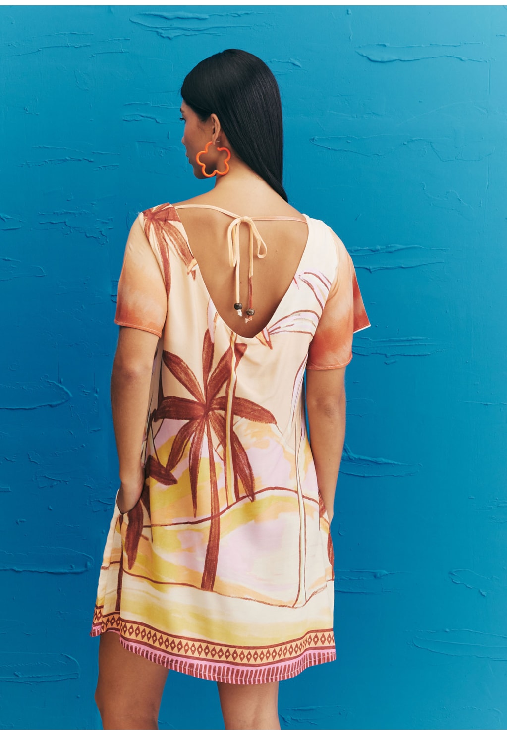 Vestido Curto Decote Canoa Estampado El Coquito