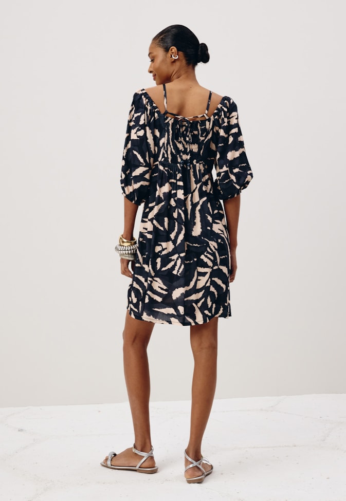 Vestido Curto Decote Cruzado Estampado Pararú