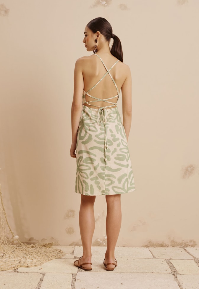 Vestido Curto Decote Reto Estampado Jari