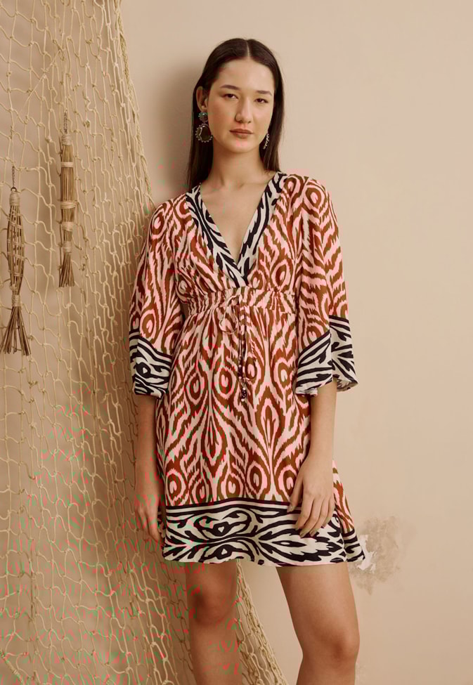 Vestido Curto Detalhe Túnel Estampado Arumã