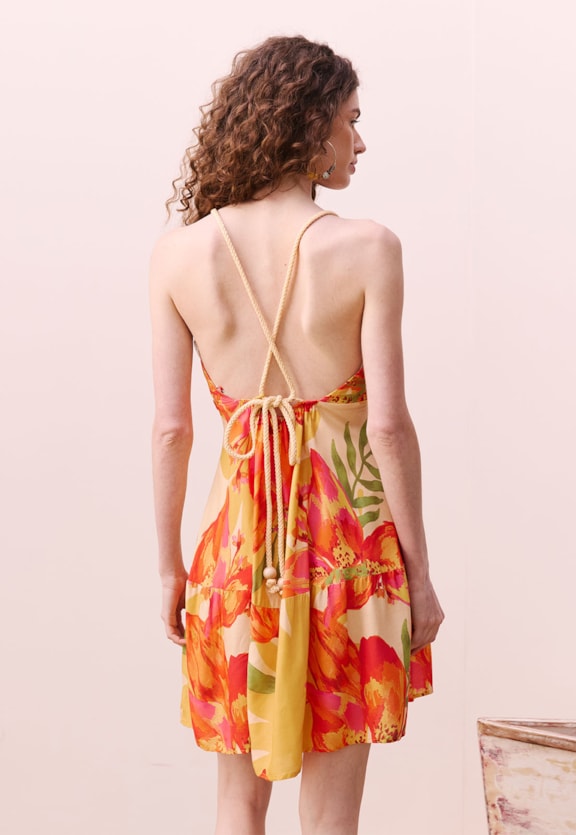 Vestido Curto Estampado Carimbó Vista Traseira