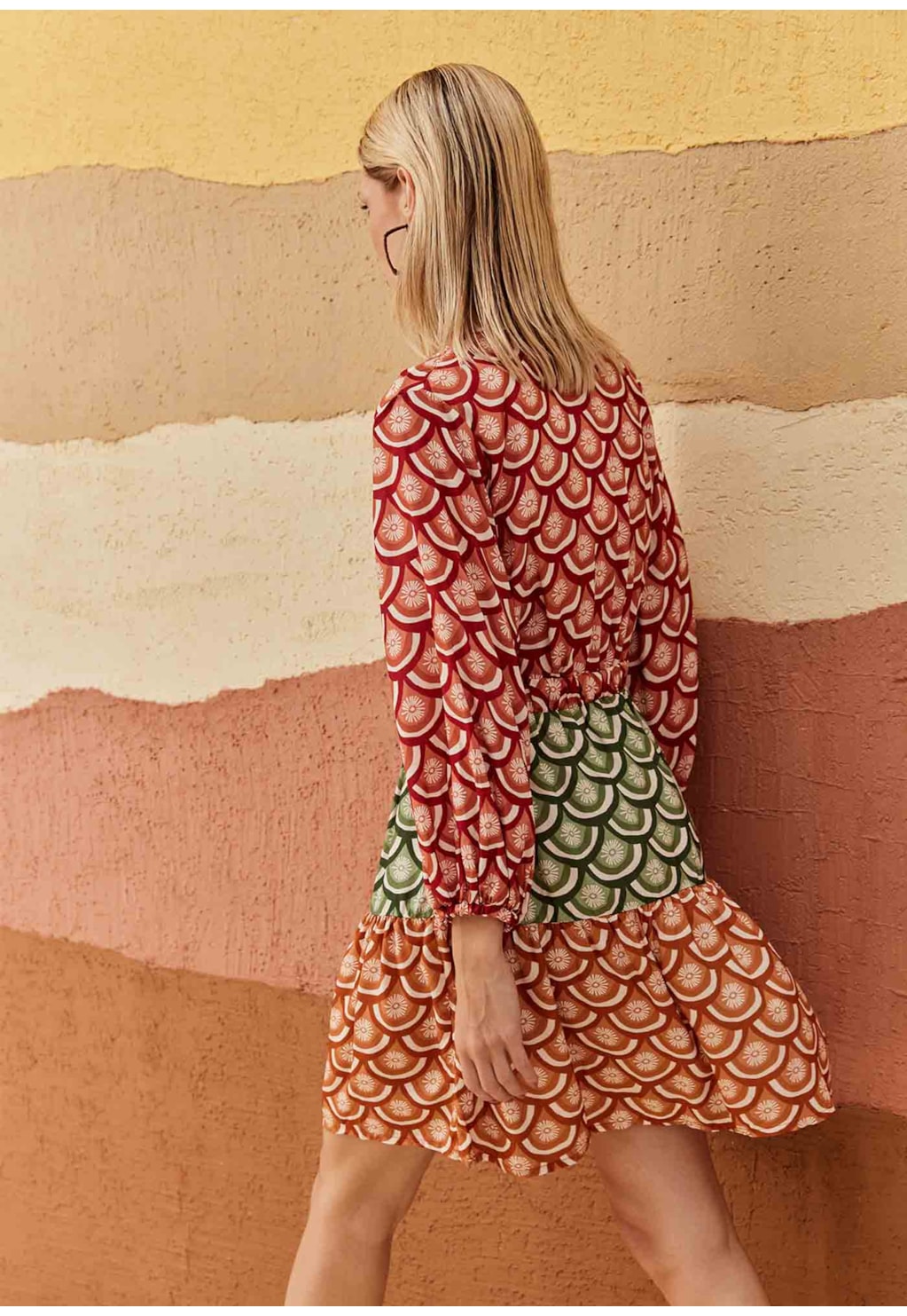 Vestido Curto Estampado El Sol Tricolor