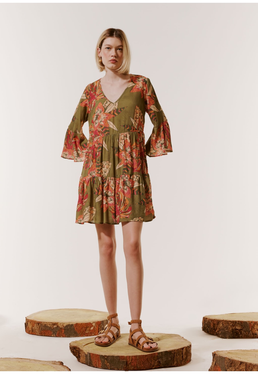 Vestido Curto Estampado Flor do Cerrado