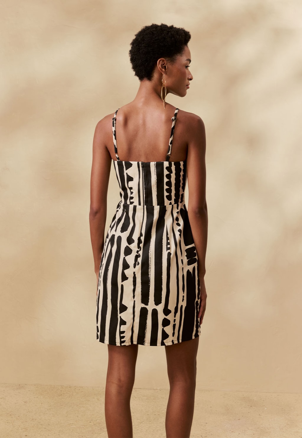 Vestido Curto Estampado Linea