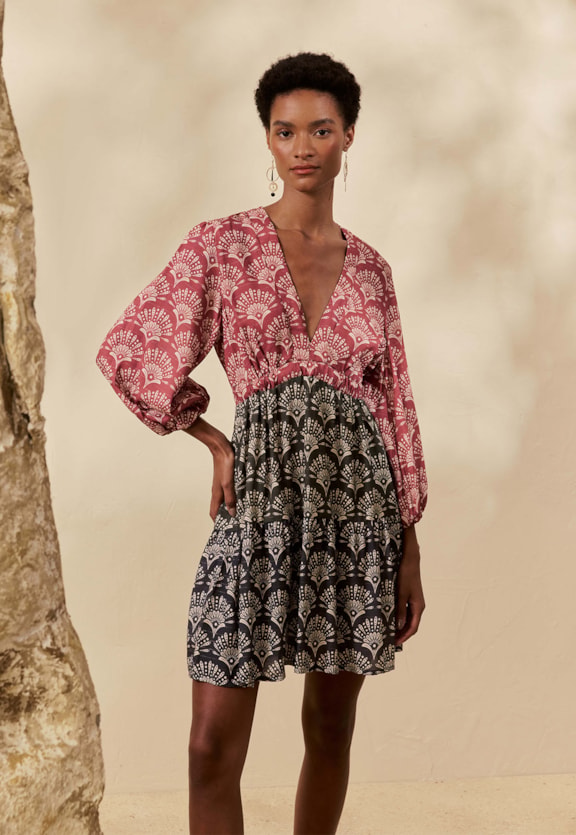 Vestido Curto Estampado Mix Puna Vista Frontal