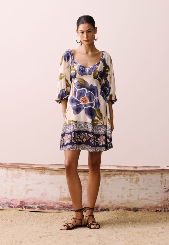 Vestido Curto Estampado Papoula Vista Frontal