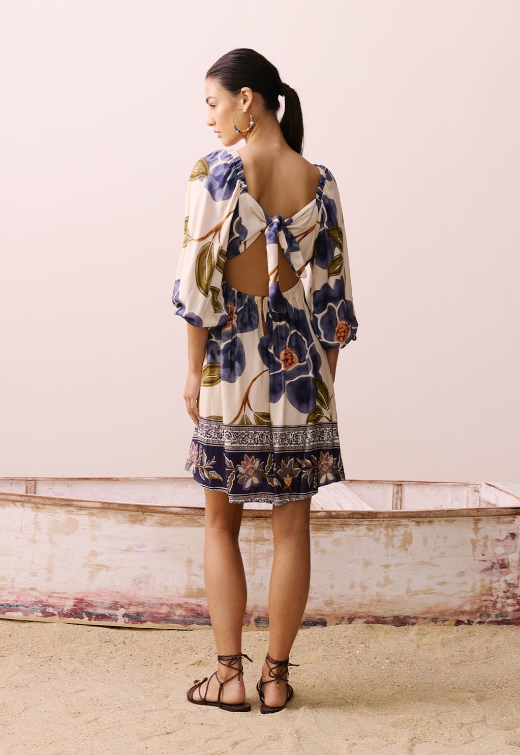 Vestido Curto Estampado Papoula