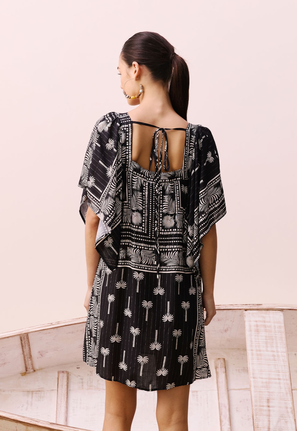 Vestido Curto Estampado Tauari