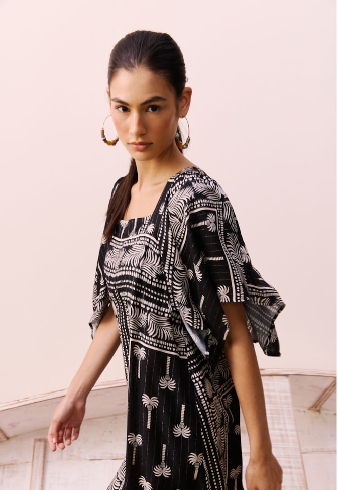 Vestido Curto Estampado Tauari