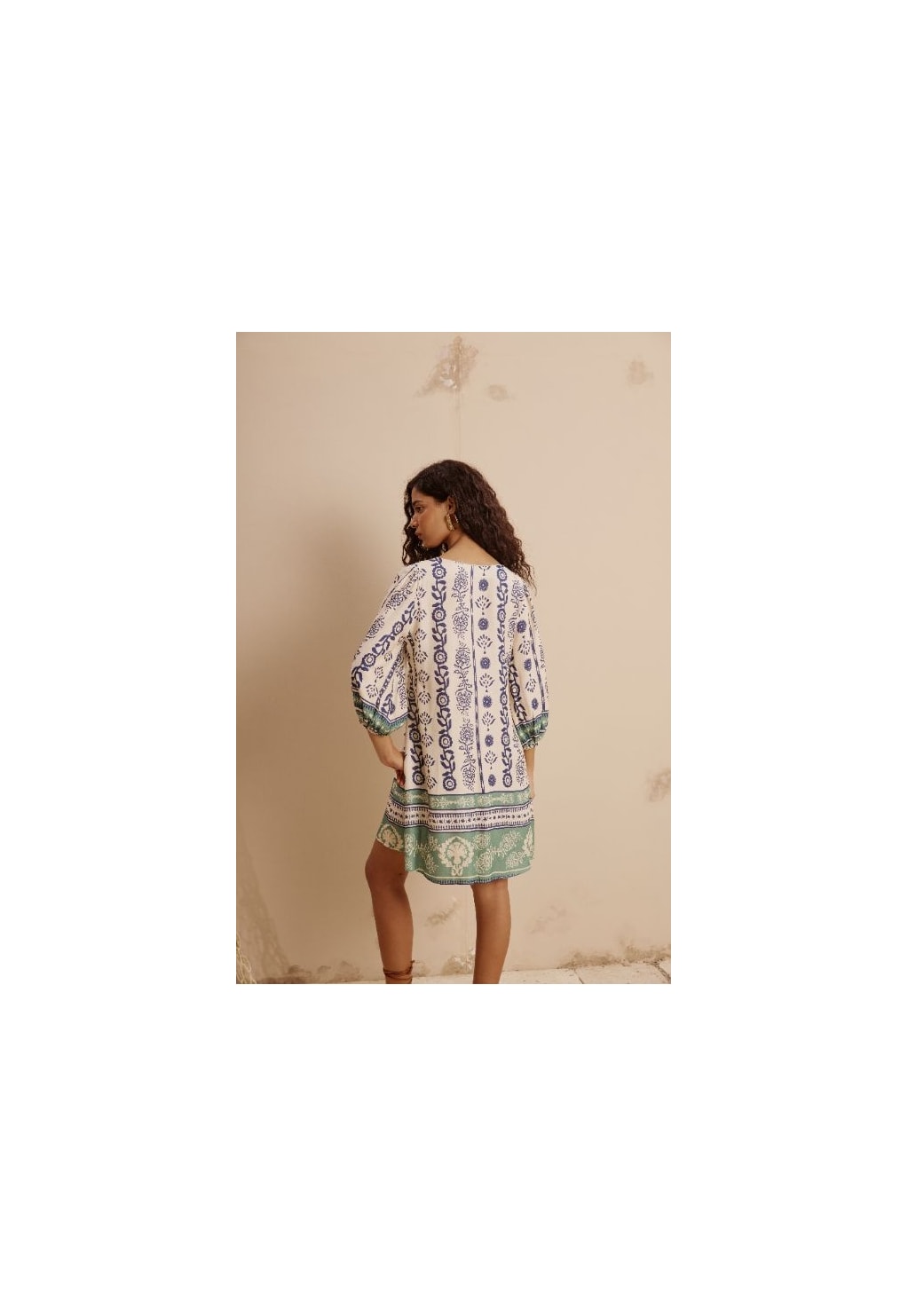 Vestido Curto Estampado Vinca