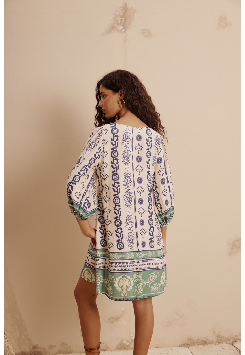 Vestido Curto Estampado Vinca