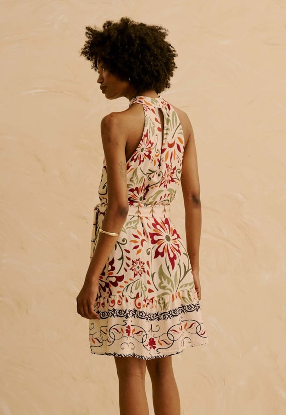 Vestido Curto Faixa Estampado Flor de Mashua Vista Traseira