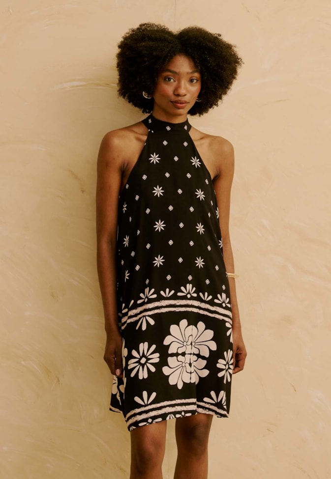 Vestido Curto Gola Alta Estampado Pallay