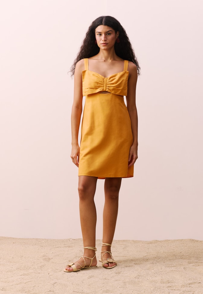 Vestido Curto Laço Busto