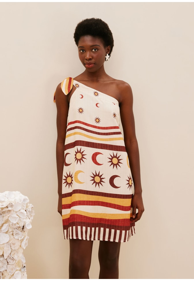 Vestido Curto Laço Ombro Estampado Dunas Douradas