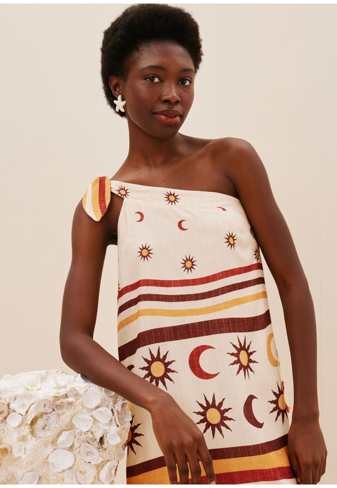 Vestido Curto Laço Ombro Estampado Dunas Douradas