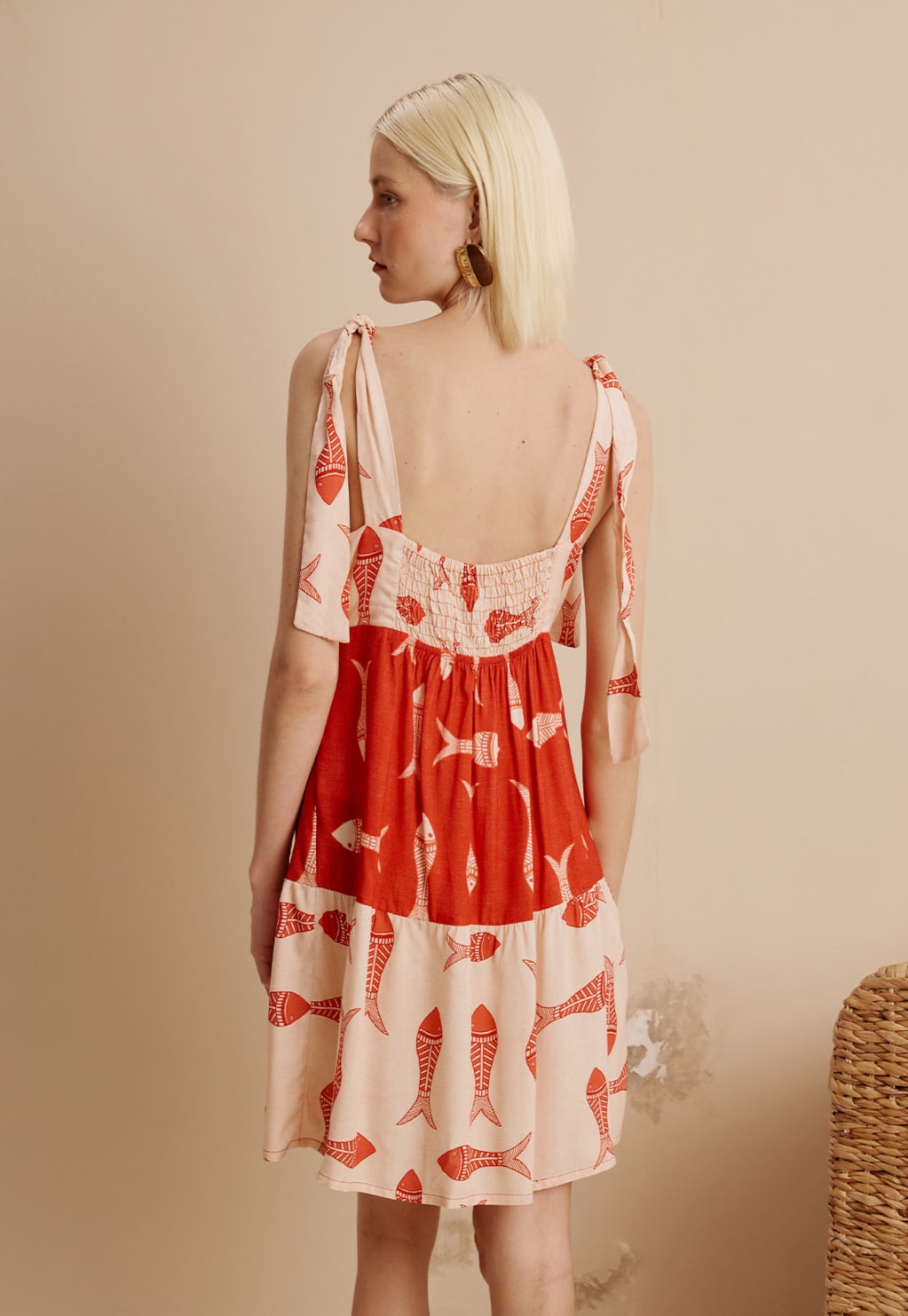 Vestido Curto Laços Ombros Estampado Manzua