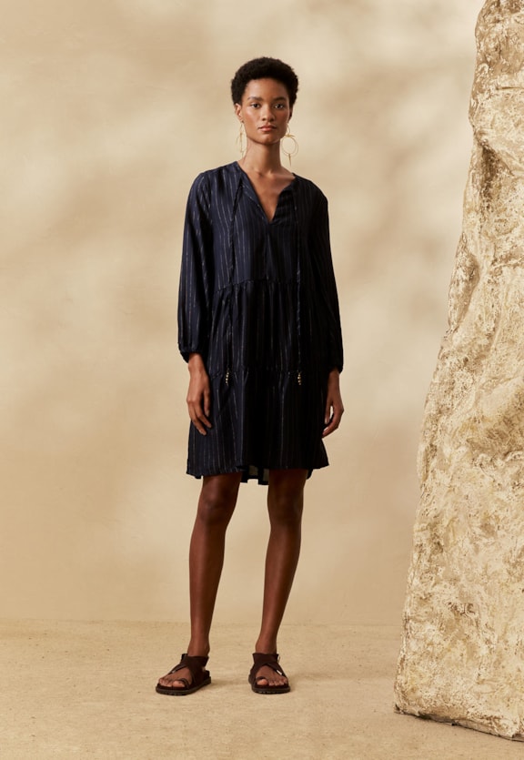 Vestido Curto Liso Boho Vista Frontal