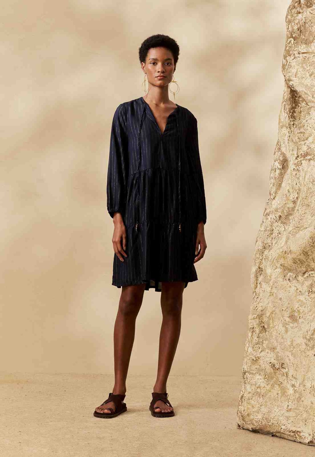 Vestido Curto Liso Boho