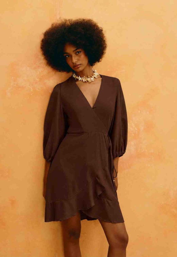 Vestido Curto Liso Cachecouer Vista Frontal