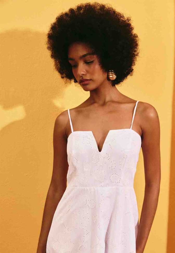 Vestido Curto Liso Laise