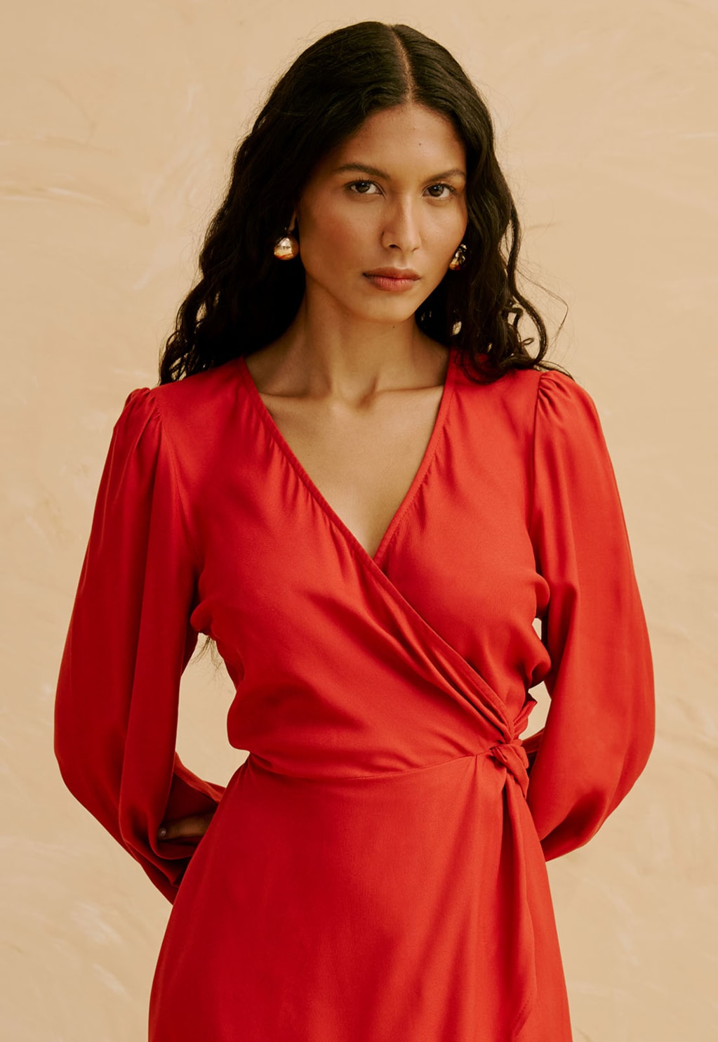 Vestido Curto Liso Transpassado