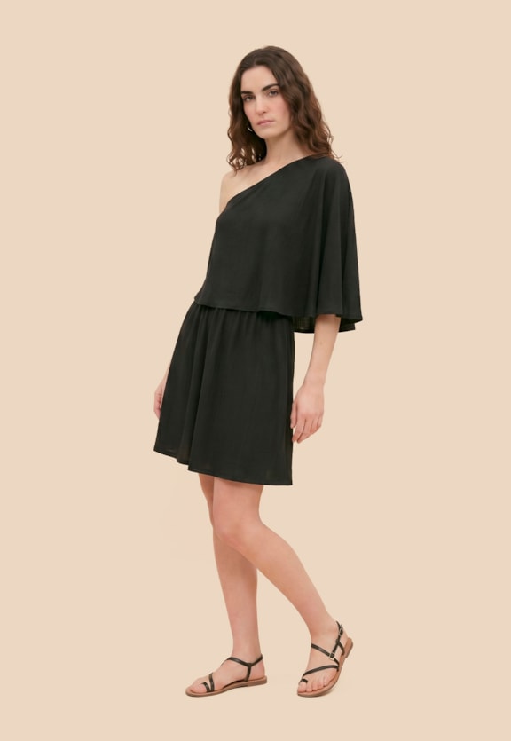 Vestido Curto Liso Um Ombro Só Vista Frontal