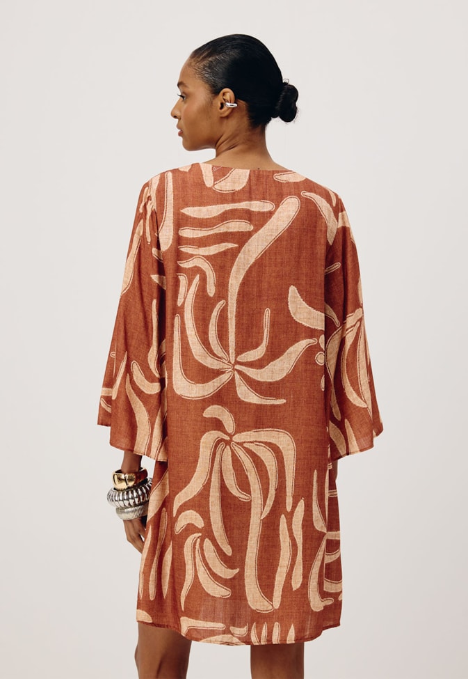 Vestido Curto Manga Aberta Estampado Yucca