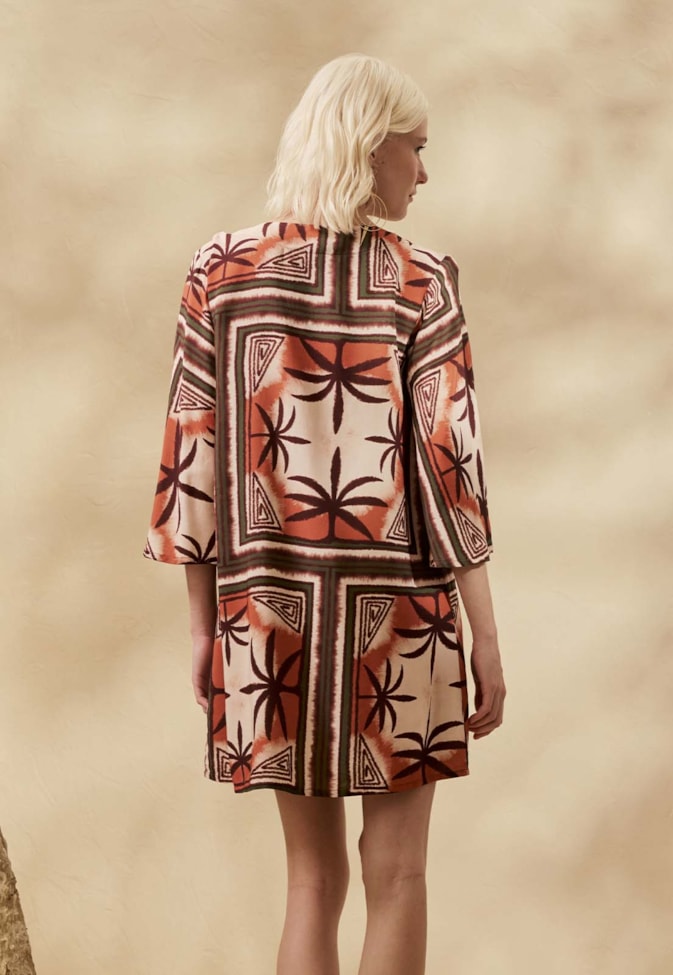 Vestido Curto Manga Ampla Estampado Bruma