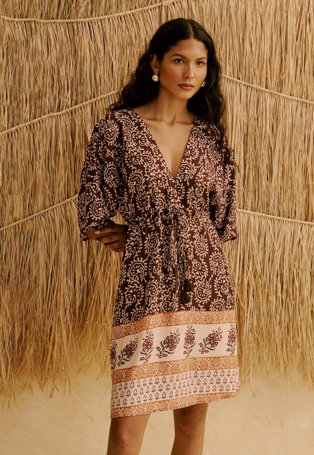 Vestido Curto Manga Ampla Estampado Kala