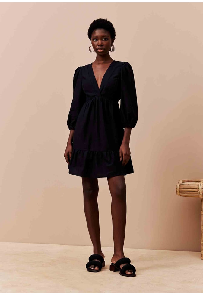 Vestido Curto Manga Bufante