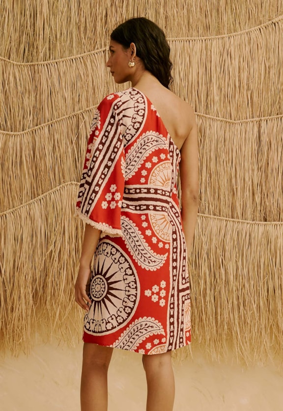 Vestido Curto Manga com Franja Estampado Incaica Vista Traseira