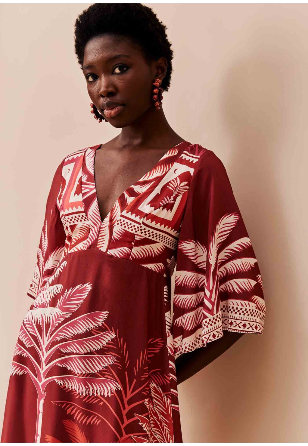 Vestido Curto Manga Kimono Estampado Zapata