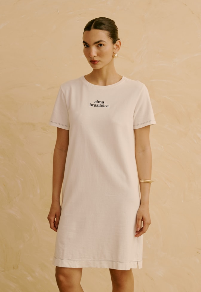 Vestido Curto Moletinho Bordado 