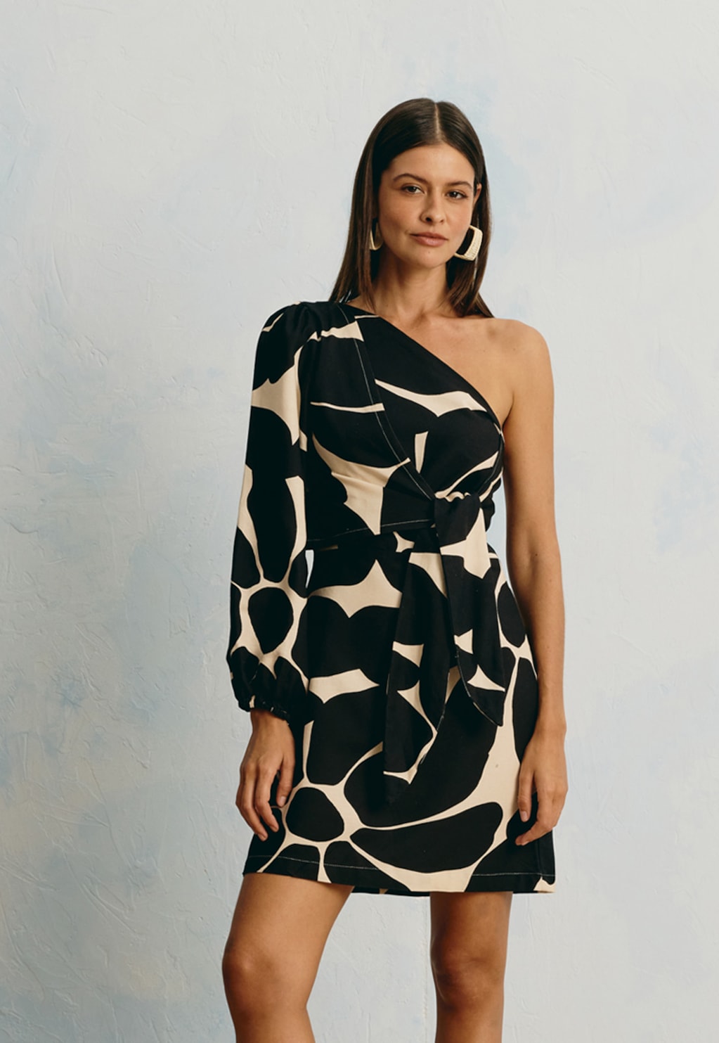 Vestido Curto Um Ombro Só Estampado Aurora Floral