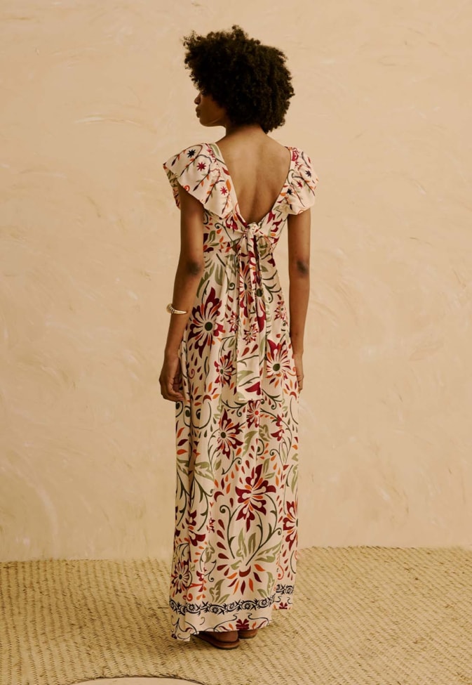 Vestido Decote com Babado Estampado Flor de Mashua