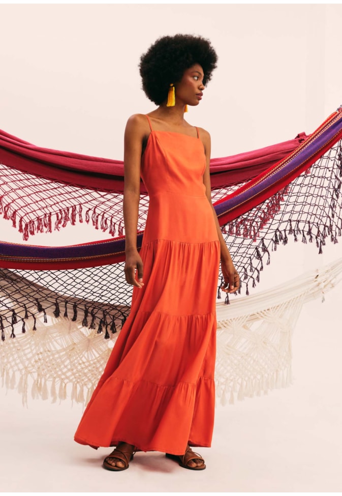 Vestido Decote Reto Liso