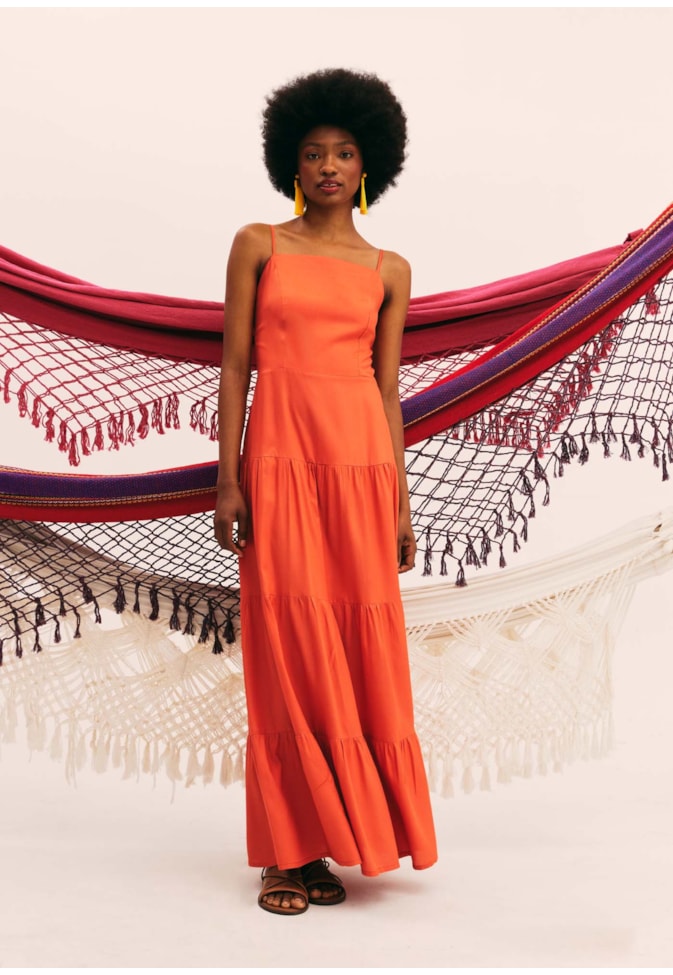 Vestido Decote Reto Liso