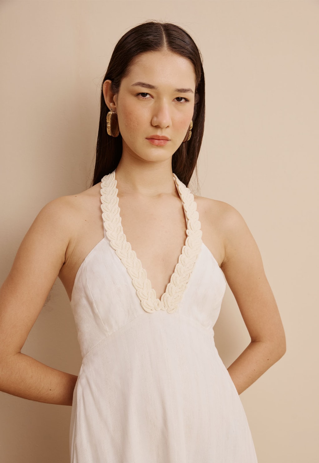 Vestido Decote V Corda