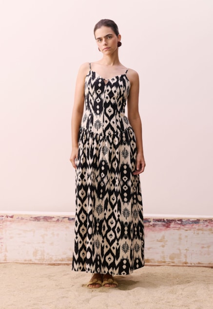 Vestido Drop Waist Estampado Tucum Vista Frontal