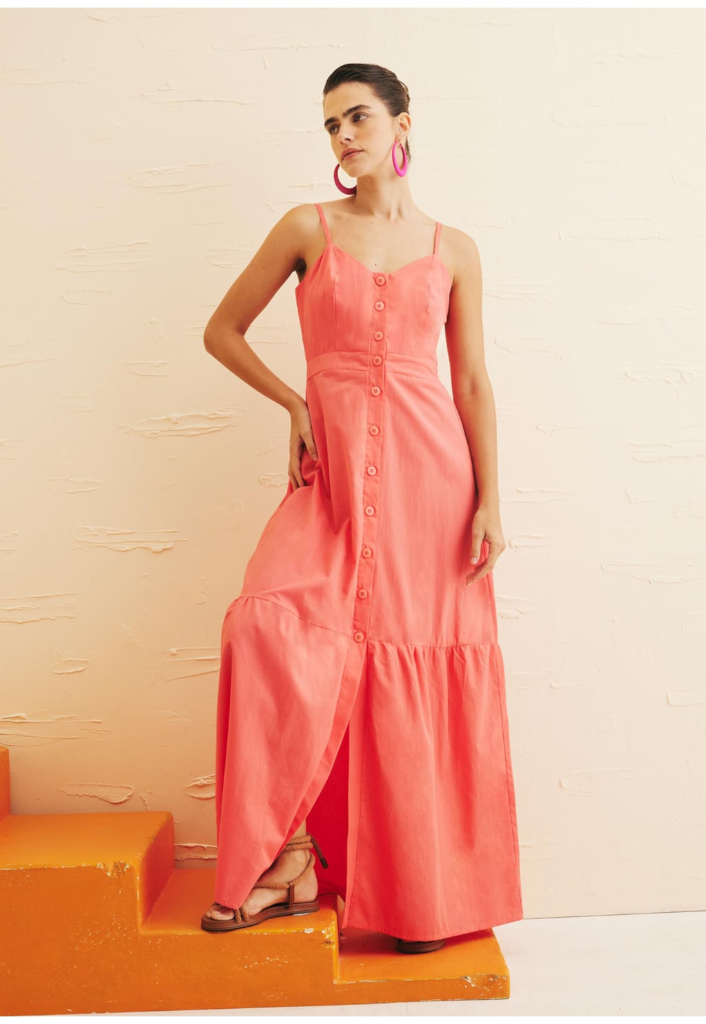 Vestido Longo Alça Fina Botões