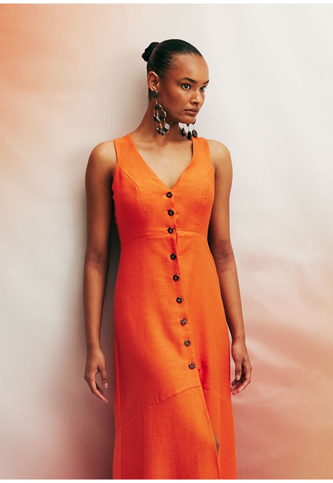 Vestido Longo Alça Larga com Botões Liso