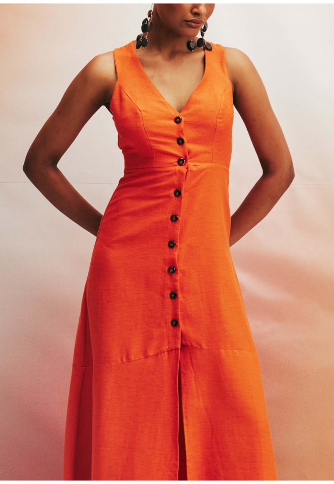 Vestido Longo Alça Larga com Botões Liso