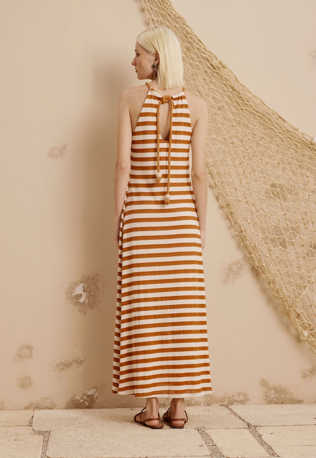 Vestido Longo Amarração Corda