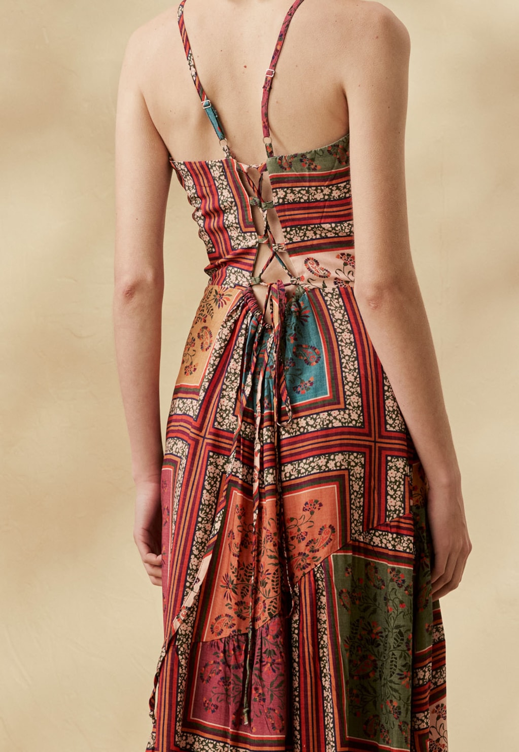 Vestido Longo Babados Estampado Las Orquideas