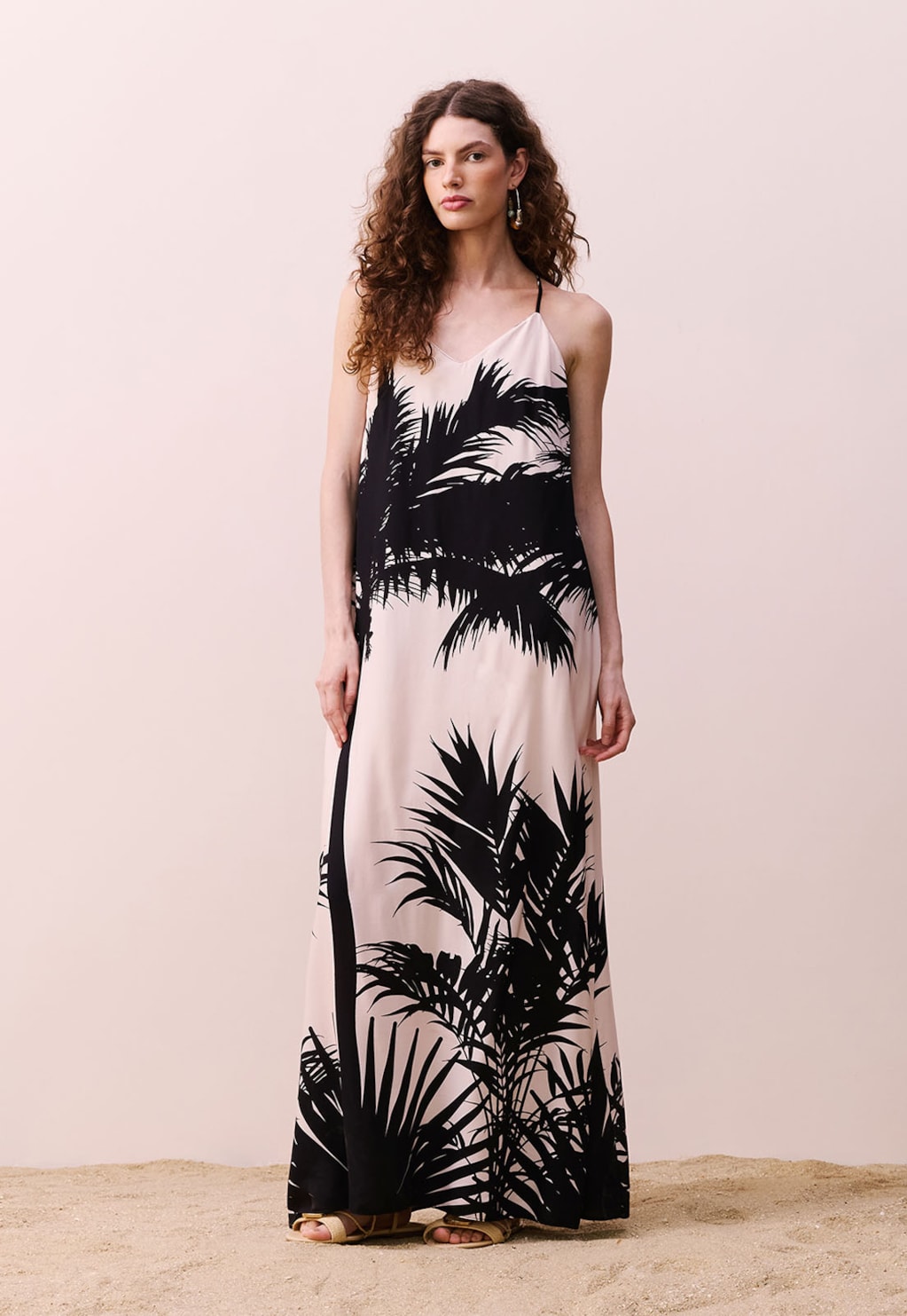 Vestido Longo Bordado Estampado Lago Preto